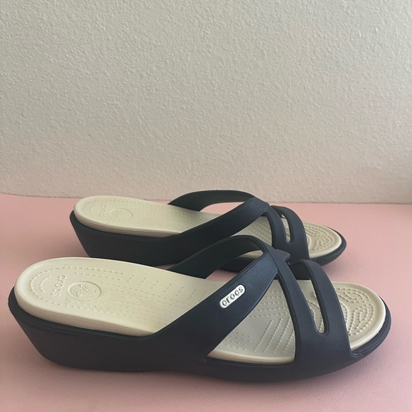 CROCS Women's Dark Blue Slide Sandals 9 - Picture 7 of 11